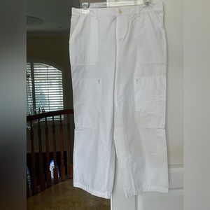 Ralph Lauren cotton cropped cargo pants. 16W GUC